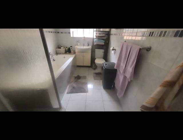2 BEDROOM APARTMENT FOR SALE IN FLORIDA